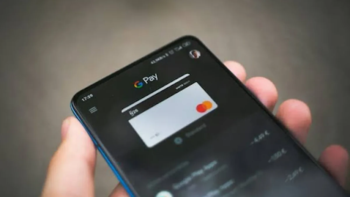 The advantages and disadvantages of different paperless payments 